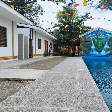 Casa Nena Hotel & Resort Iloilo By Reddoorz Guimbal Екстер'єр фото